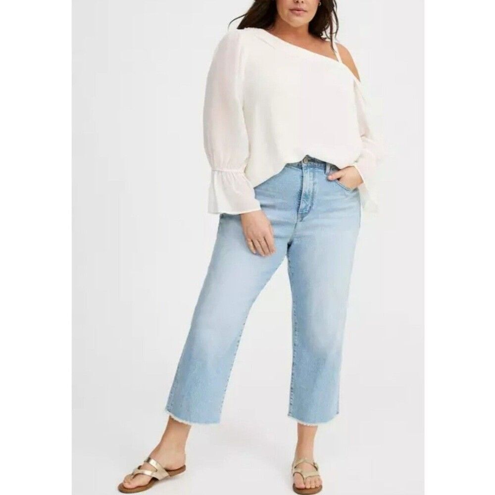 NEW Torrid 0X Size 12 Chiffon Asymmetrical One-Shoulder Blouse White 3692-CT